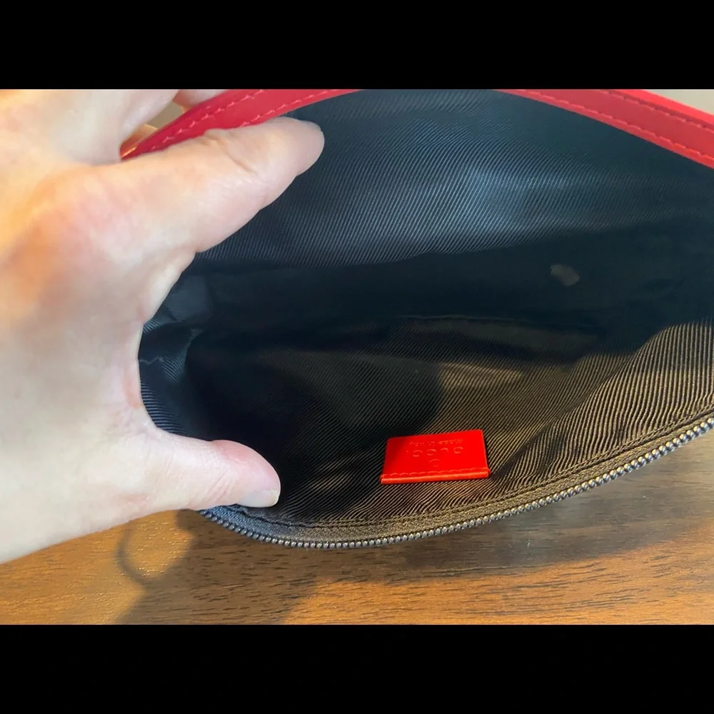 Gucci • Pouch • Purse - Picture 7 of 11